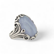 Load image into Gallery viewer, Estate Sterling Silver and Oval Blue Lace Agate Ring