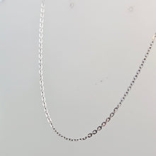 Load image into Gallery viewer, 14k White Gold Flat Diamond Cut Cable Chain
