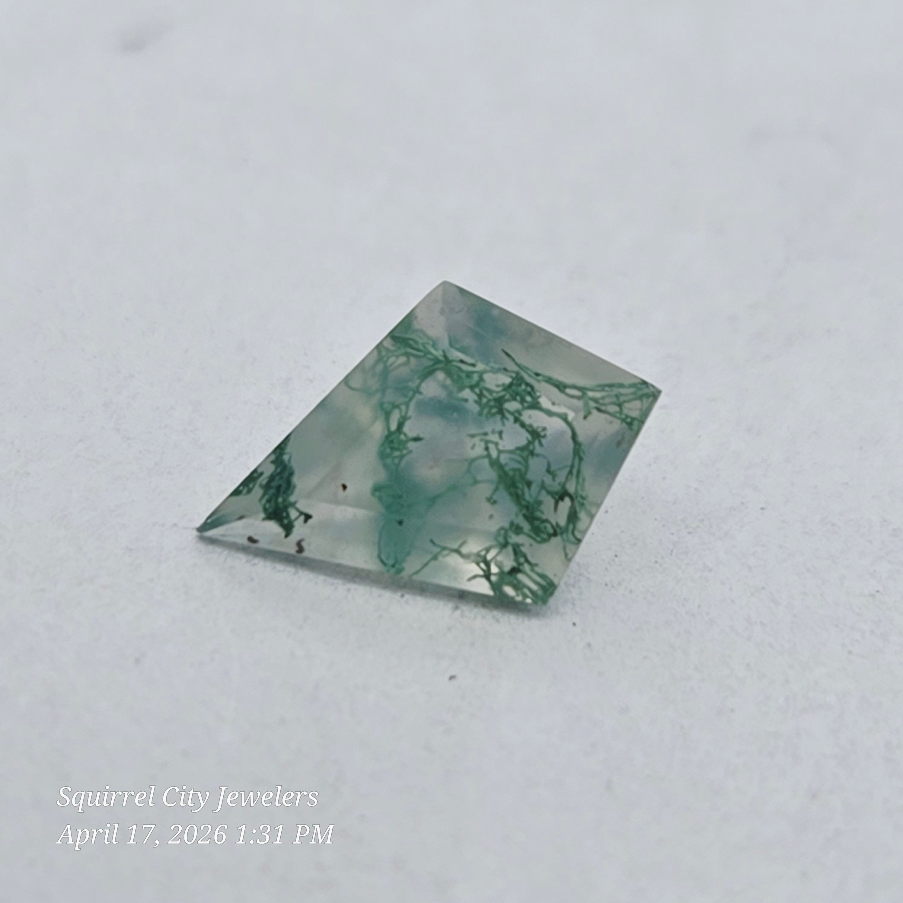 10x7mm Kite Shape Moss Agate