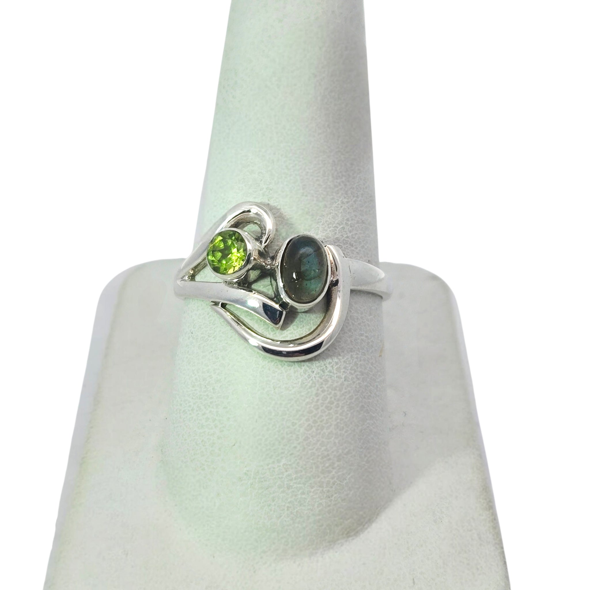 Sterling Labradorite and Peridot Swirl Ring