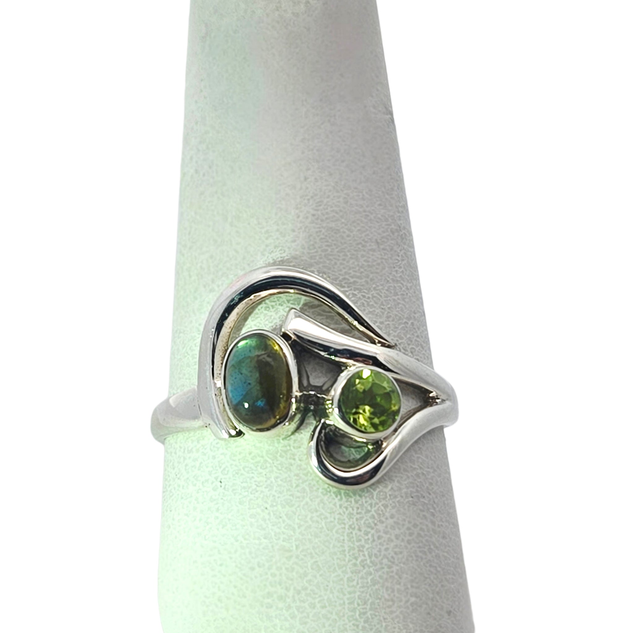 Sterling Labradorite and Peridot Swirl Ring