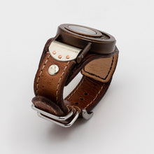 Load image into Gallery viewer, Crescent Watch (Quartz)