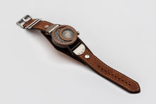 Load image into Gallery viewer, Crescent Watch (Quartz)