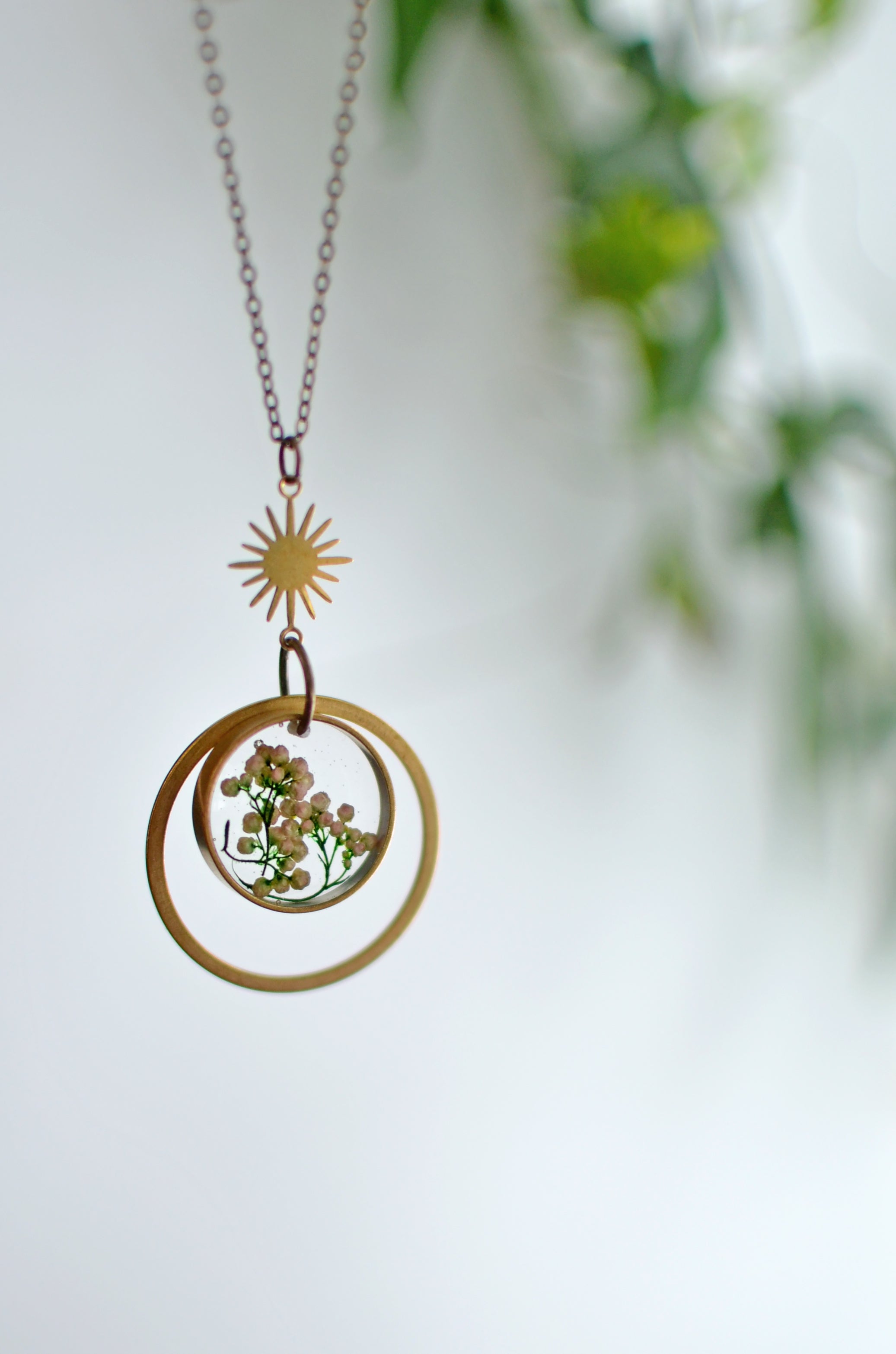 Riceflower Circle Brass Necklace