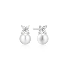 Load image into Gallery viewer, Silver Shell Pearl and Lucky Clover Stud Earrings
