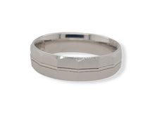 Load image into Gallery viewer, Sterling Silver Diamond Cut Pattern Wedding Band Ring