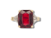Load image into Gallery viewer, Estate 10K Garnet and Diamond Ring