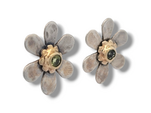 Load image into Gallery viewer, Two Tone Peridot Flower Studs