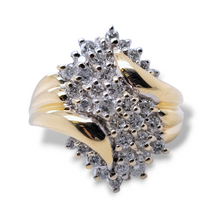 Load image into Gallery viewer, 14KY Estate Cluster Diamond Fashion Ring