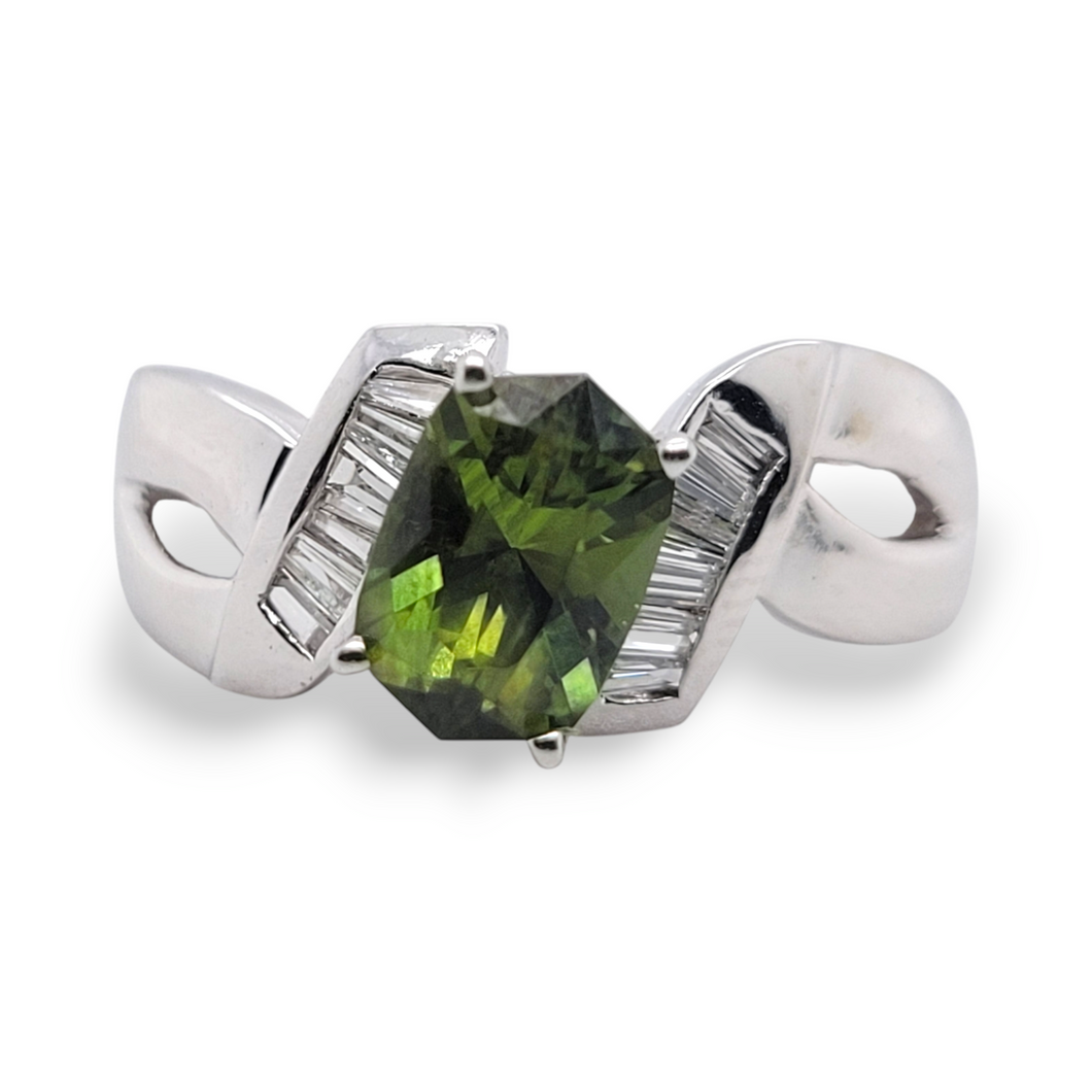 14KW Green Sapphire and Natural Diamond Estate Ring