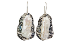 Load image into Gallery viewer, Long biwa pearl on oxidized sterling earrings