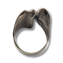 Load image into Gallery viewer, 14KY Gold Bar and Sterling Freeform Ring