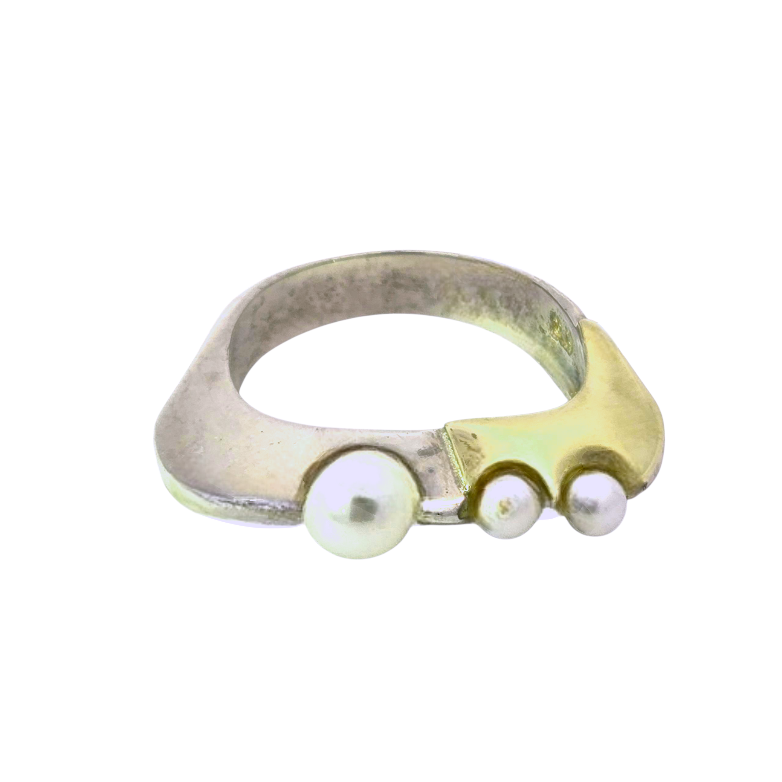 Two-tone Asymmetrical Pearl Ring
