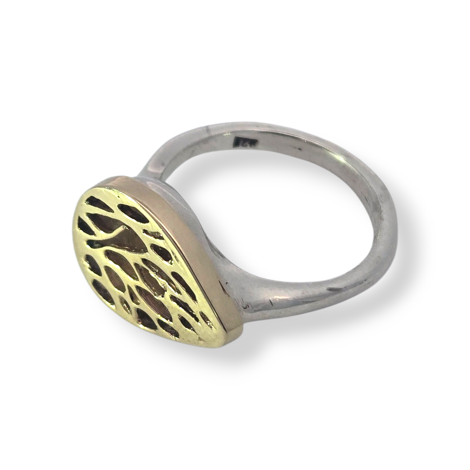 Two-tone E/W Teardrop Cutout Ring
