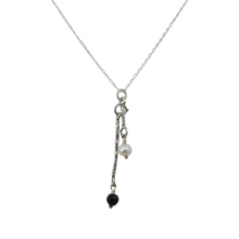Load image into Gallery viewer, Sterling Silver Fresh Water Pearl and Onyx Necklace