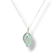 Load image into Gallery viewer, Sterling Green Agate Necklace