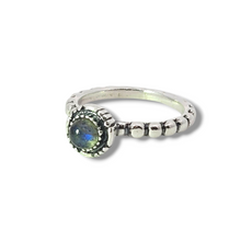 Load image into Gallery viewer, Labradorite Sterling Silver Pattern Ring
