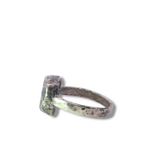 Load image into Gallery viewer, Sterling and Faceted Labradorite Ring