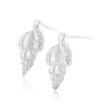 Load image into Gallery viewer, Tulip Shell Stud Earrings