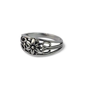 Estate Sterling Silver Floral Ring