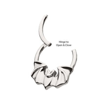 Load image into Gallery viewer, Titanium Bat Front Facing Hinged Segment Clicker