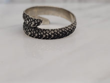 Load image into Gallery viewer, Sterling Snakeskin Two Tails Ring