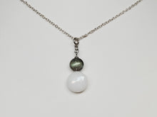 Load image into Gallery viewer, Faceted WQ and Labradorite Pendant Necklace