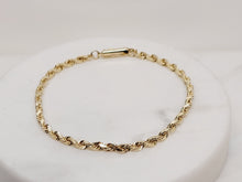 Load image into Gallery viewer, Diamond Cut 14K Bracelet with Box Clasp