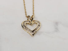 Load image into Gallery viewer, Diamond Heart Pendant on Chain