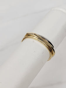 Dainty Octagon Stackable Gold Ring - Iced Matte