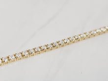 Load image into Gallery viewer, 3 ctw 14k Yellow Gold Round Diamond Tennis Bracelet