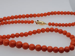 14KY Estate Graduating Coral Beaded Necklace