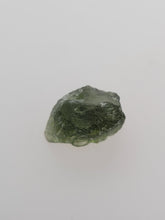 Load image into Gallery viewer, Loose Moldavite Rough 0.9g