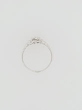 Load image into Gallery viewer, Estate 14kw Diamond Engagement Ring sz 5