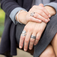 Load image into Gallery viewer, Wrap Around Garnet Ring