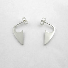 Load image into Gallery viewer, Silver Claw Earrings - TheExCB