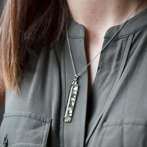 Rectangle moss necklace