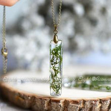 Load image into Gallery viewer, Rectangle moss necklace