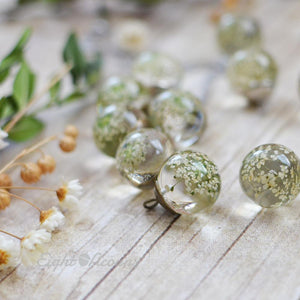 Pressed Natural Queen Anne's Lace flower, small 2 cm sphere