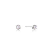 Load image into Gallery viewer, Silver Pearl Cabochon Stud Earrings