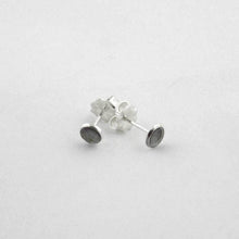Load image into Gallery viewer, 4mm Silver Cup Earrings - TheExCB