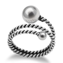 Load image into Gallery viewer, Silver Twisted Wrap Ring